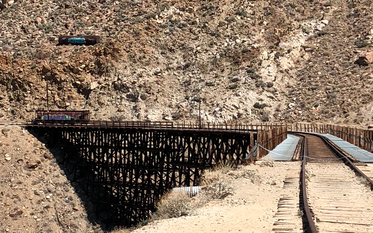 Trestle & Water Tank.png
