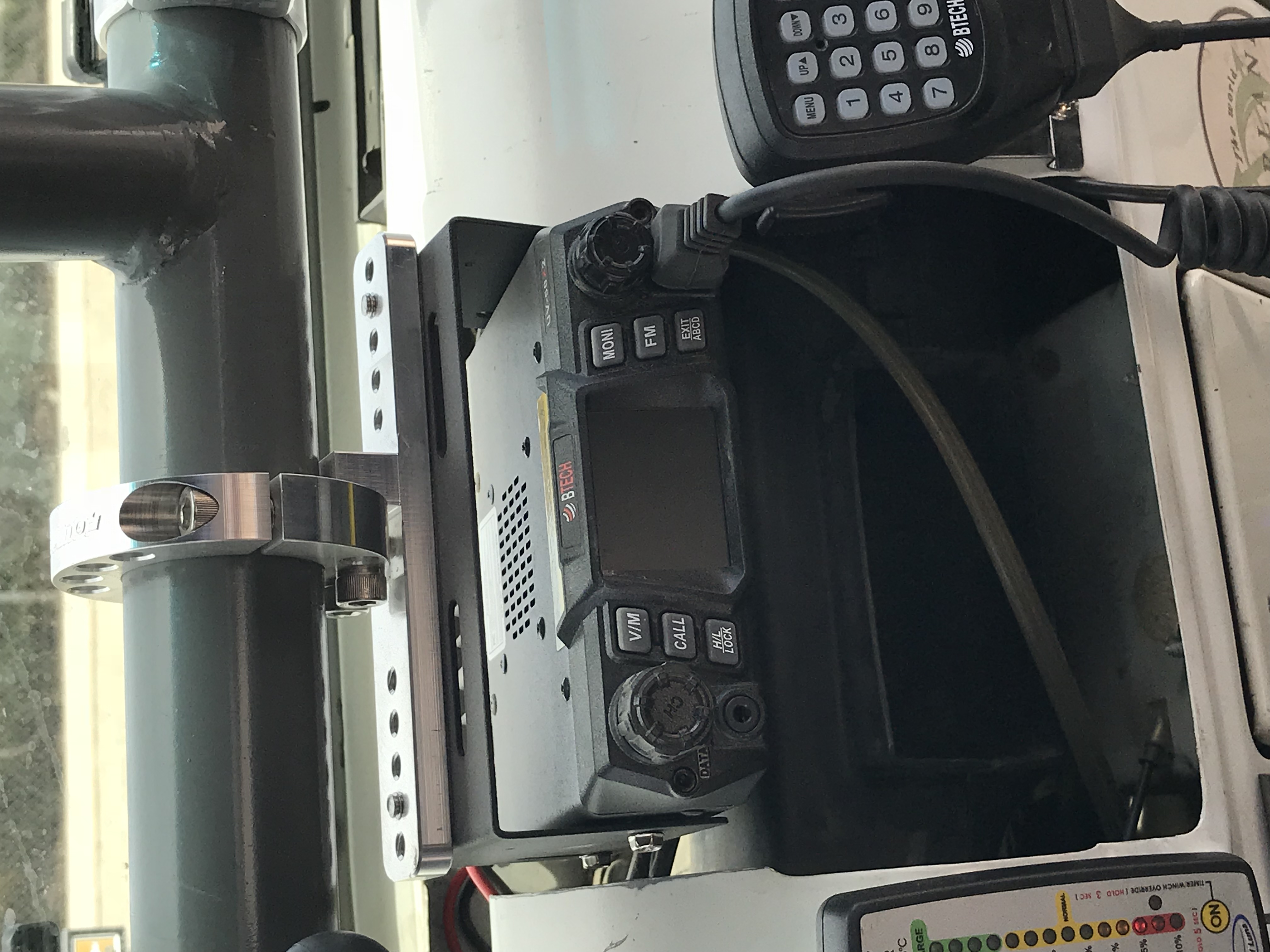 Fourtreks perpendicular Mount.