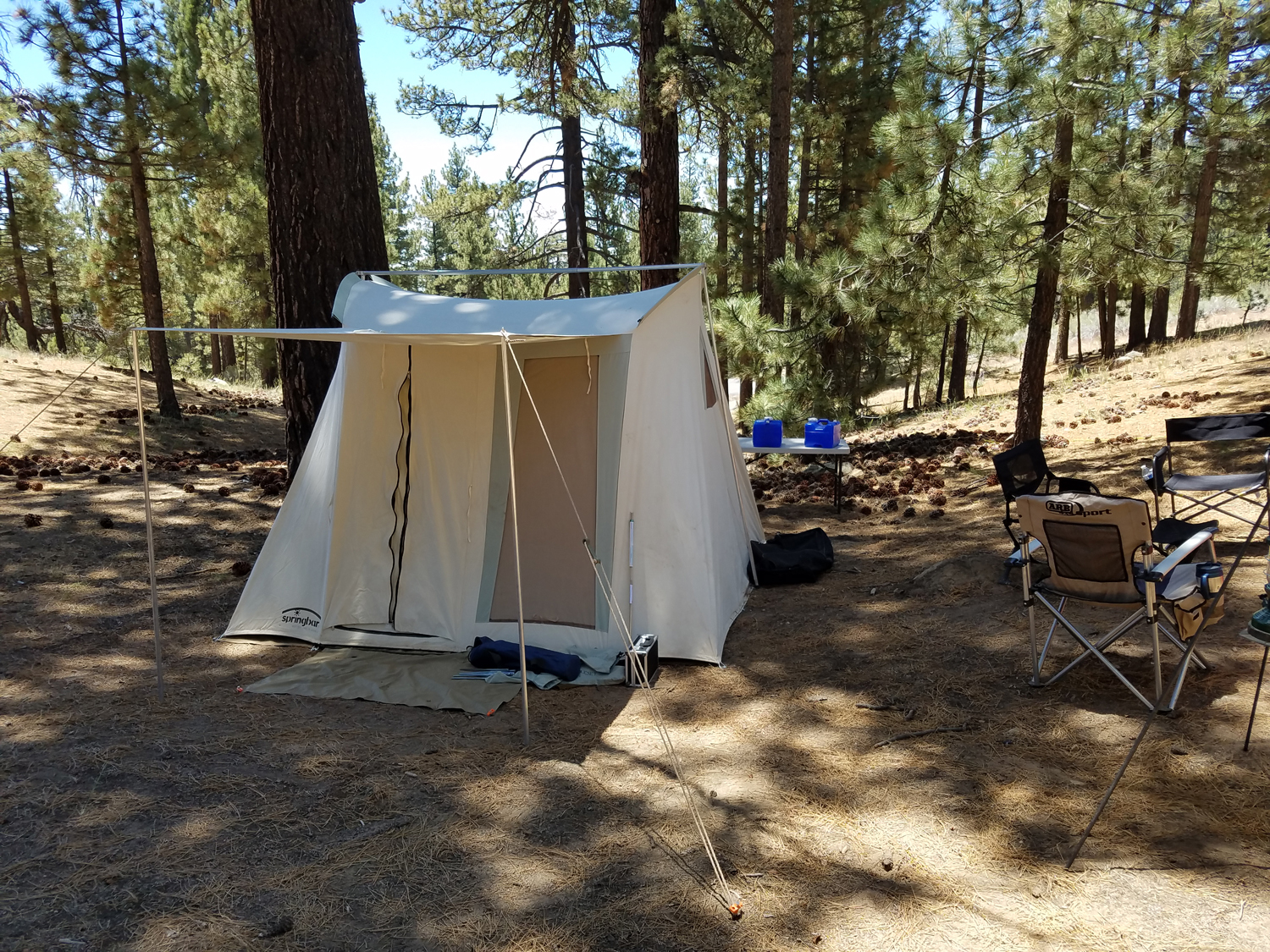 Tent J.jpg