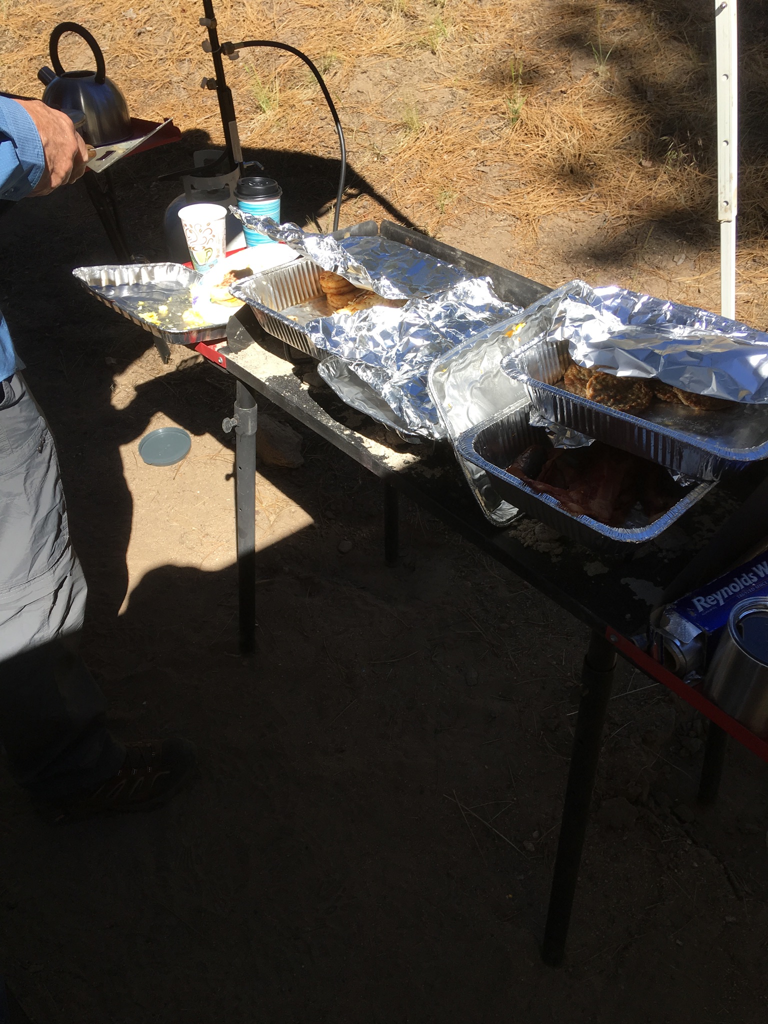 Use aluminum foil pans to keep everything warm until ready to serve