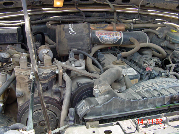 Easier to spot issues with a clean engine