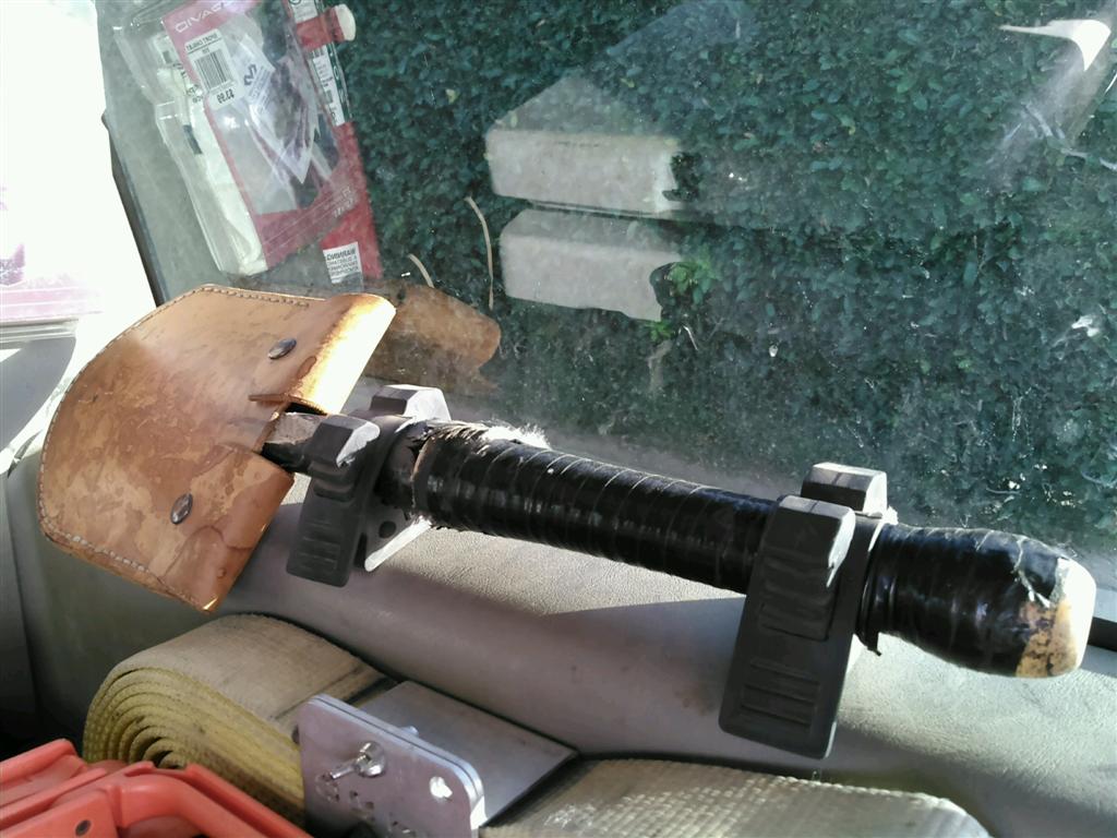 Cold Steel Shovel (Large).jpg