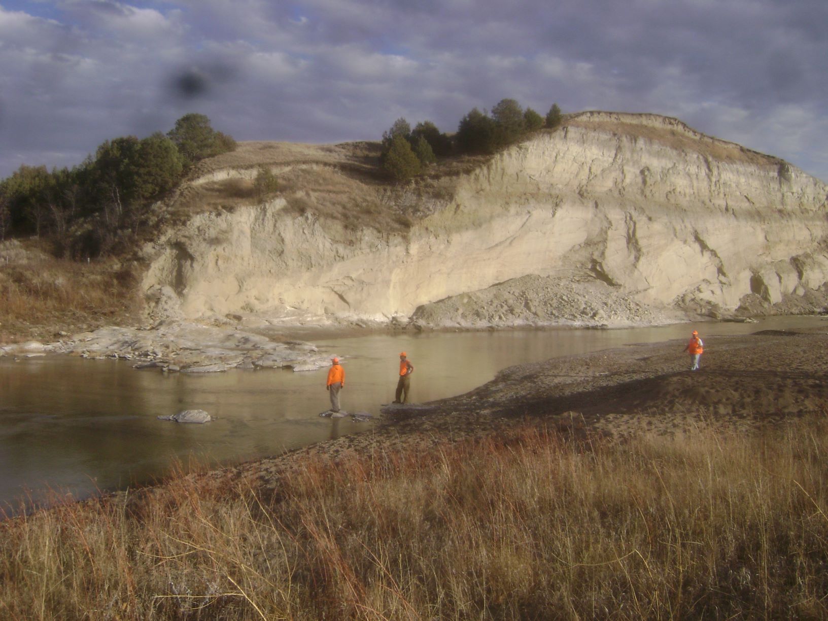 Little Missouri River unseasonably warm.JPG