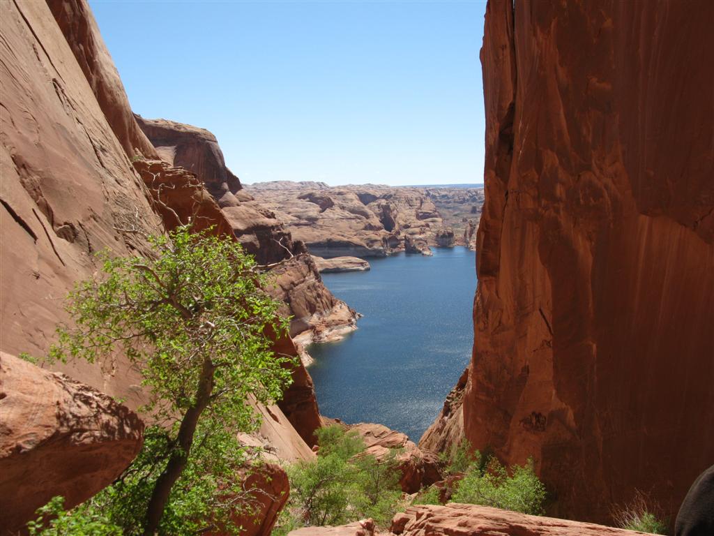 Hole in the Rock4.JPG