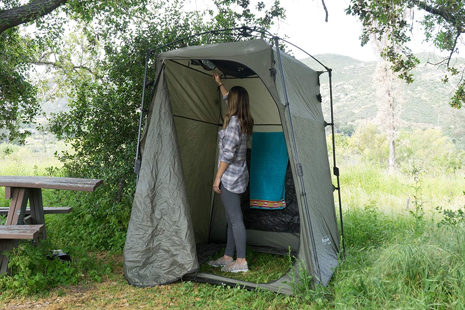 Privacy tent.jpg