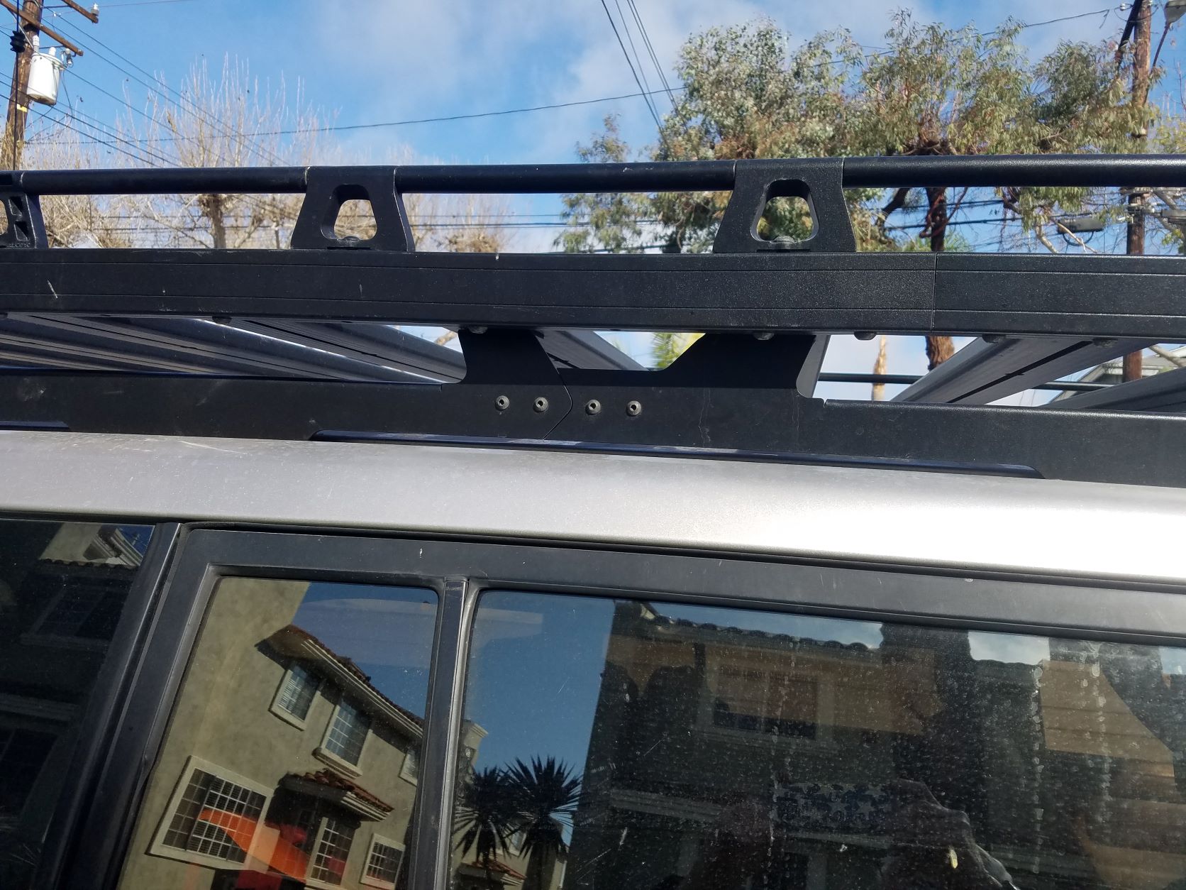 Front Runner Slimline rack for 100 Land Cruiser - two part rail.jpg