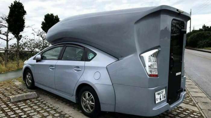 H-Pretty Cool Prius.jpg
