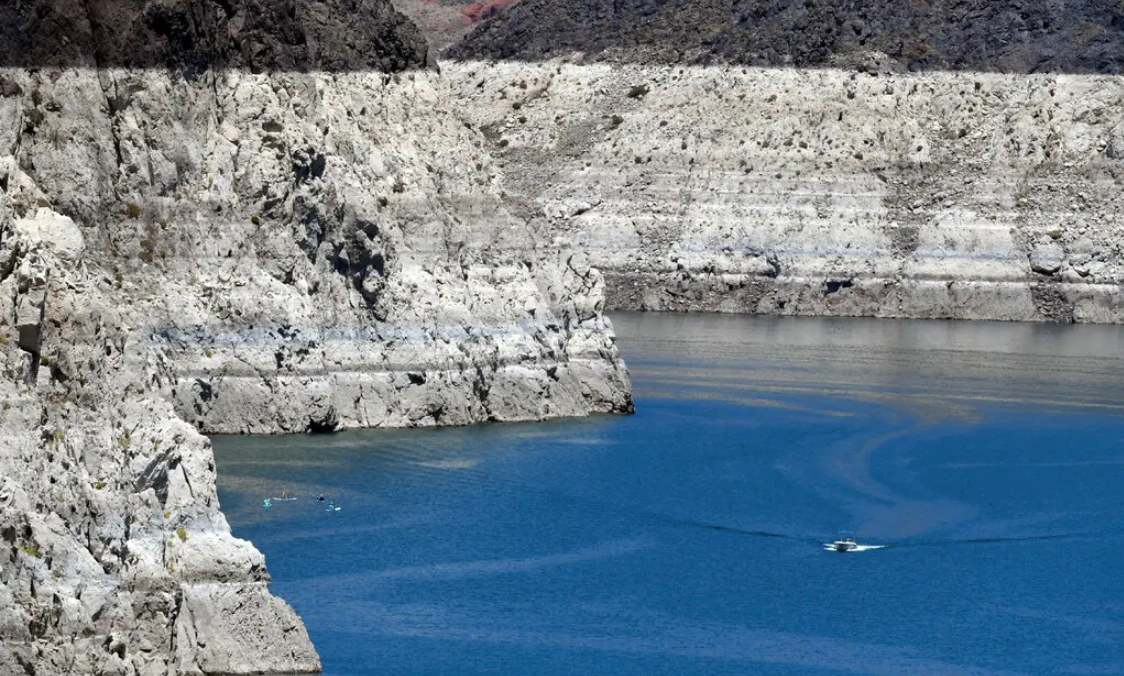 Lake Mead-4.png