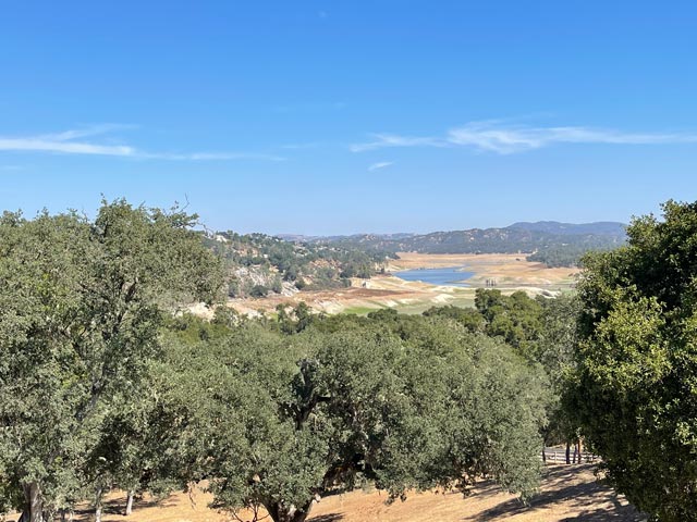 Lake-Nacimiento.jpg