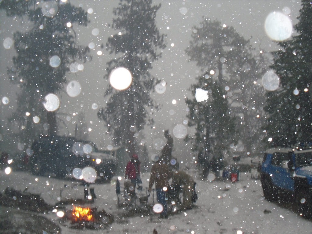 Camping in the snow.JPG