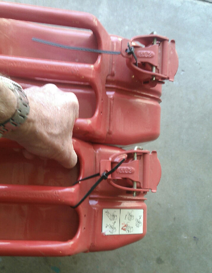 Jerry Can-2.jpg