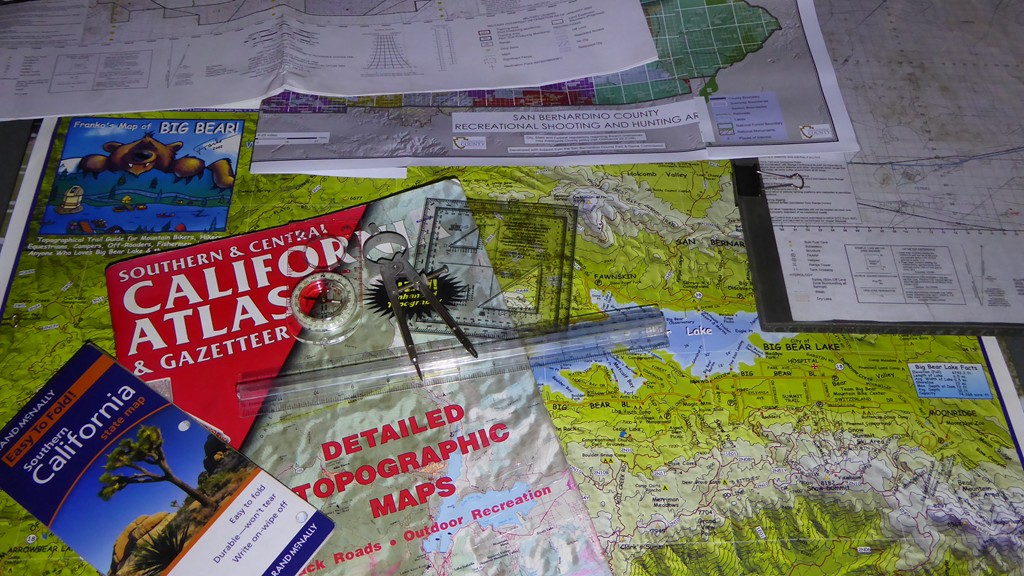 201105, Maps and Tools 1024 01.JPG