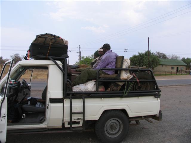 Zim 06 097 (Small).jpg