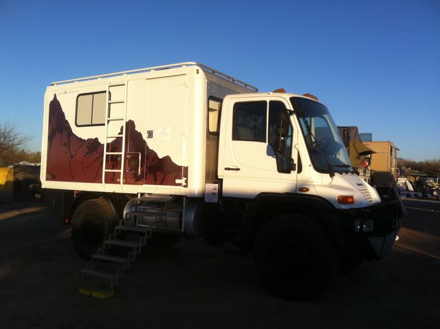 U500 Unimog Motorhome.jpg
