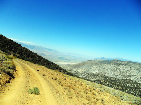 View of Owens Valley from Mazourka Trail
