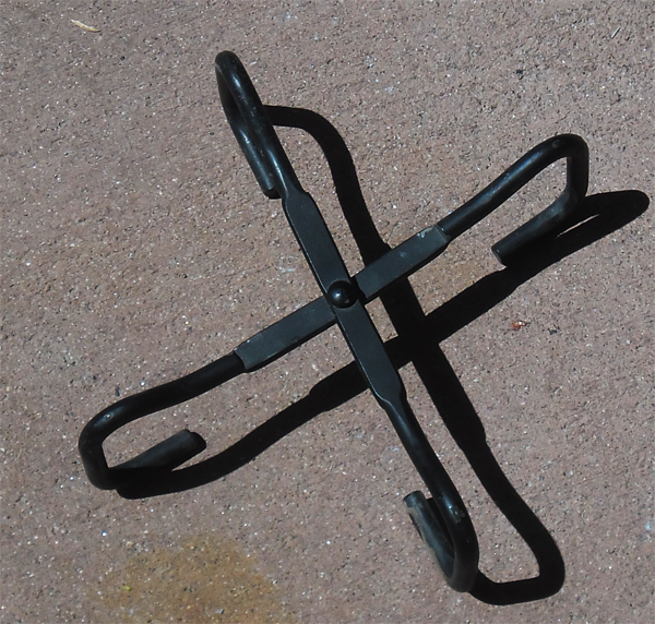 Lid Stand