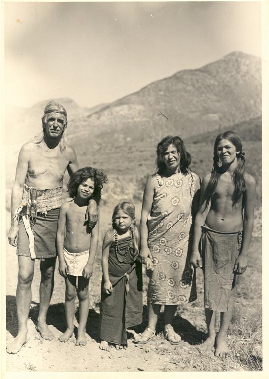 South family summer 1946 (Large).jpg