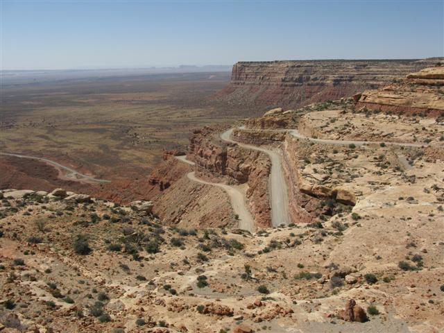 Mogi Dugway - North of Mexican Hat