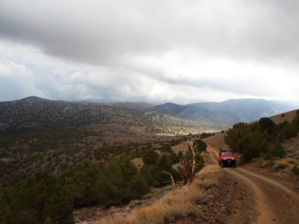 Final road to Mazourka Peak