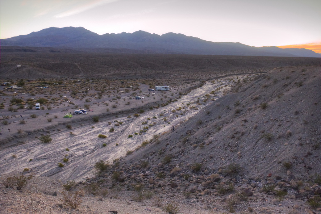 B8 MesquiteSprings Camp ground on Death Valley Wash.jpg