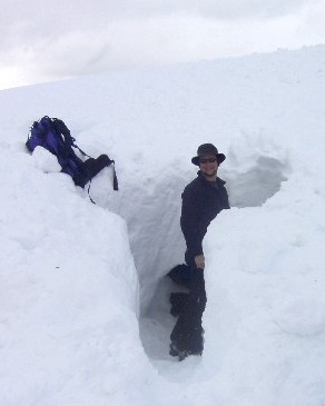 R SnowCave.jpg