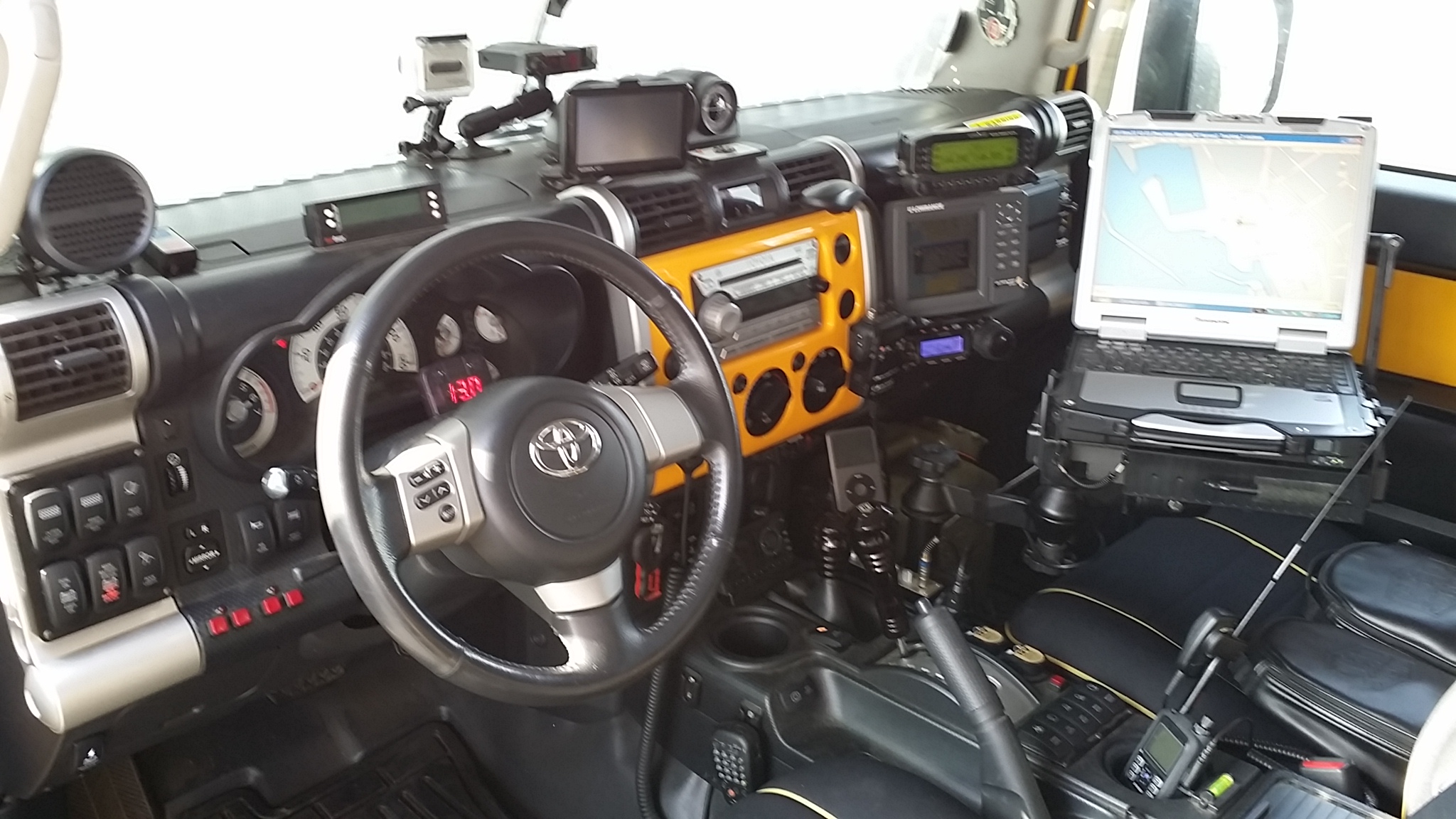 1 Crazy FJ - Interior