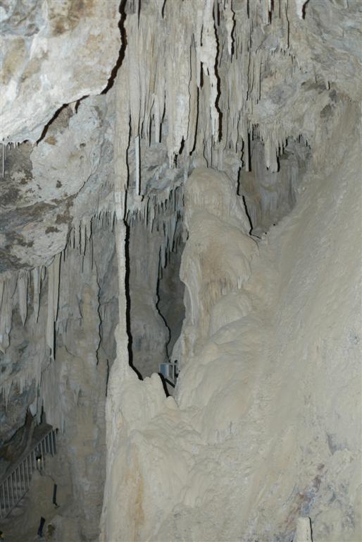 Mojave offroad Mitchell Cavern.jpg