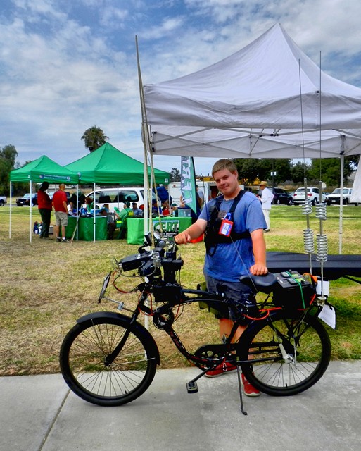KK6RKO, Jeff, with his &quot;bicycle mobile&quot; rig...Don't hate, I know you want one!