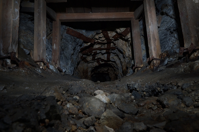 Using an LED flashlight to &quot;paint&quot; the mine shaft.  You don't get the harsh light from a flash and there was no existing light so a long exposure would just not do this justice.