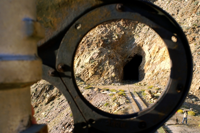 Through the &quot;eye of the signal.&quot;