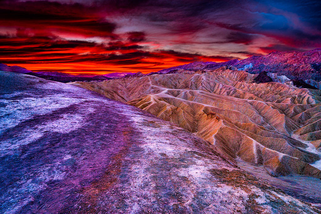 Badlands Sunrise.jpg