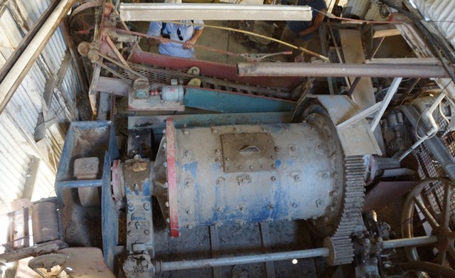 More heavy equipment, gears and pulleys.