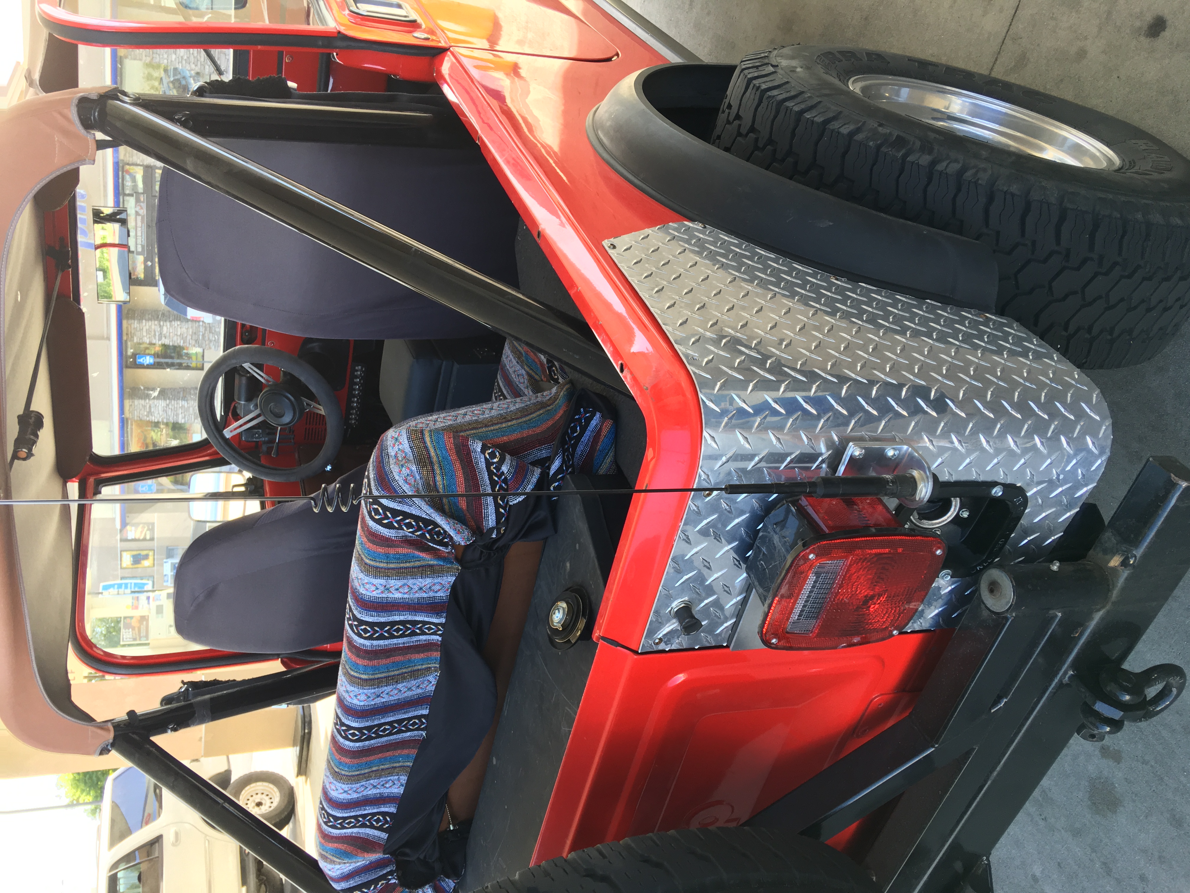 There are antenna mounts on both side of the vehicle.