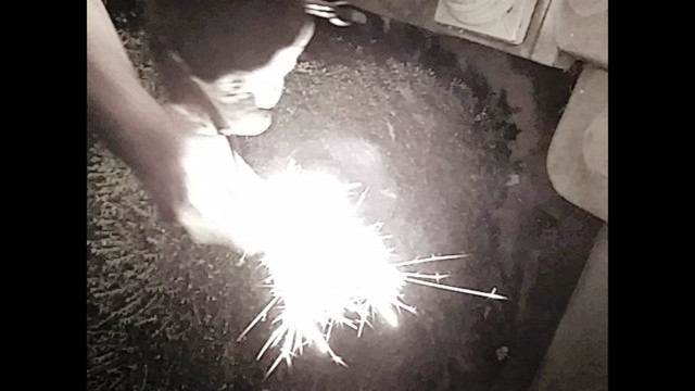 Mora Light My Fire Strike 03.jpg
