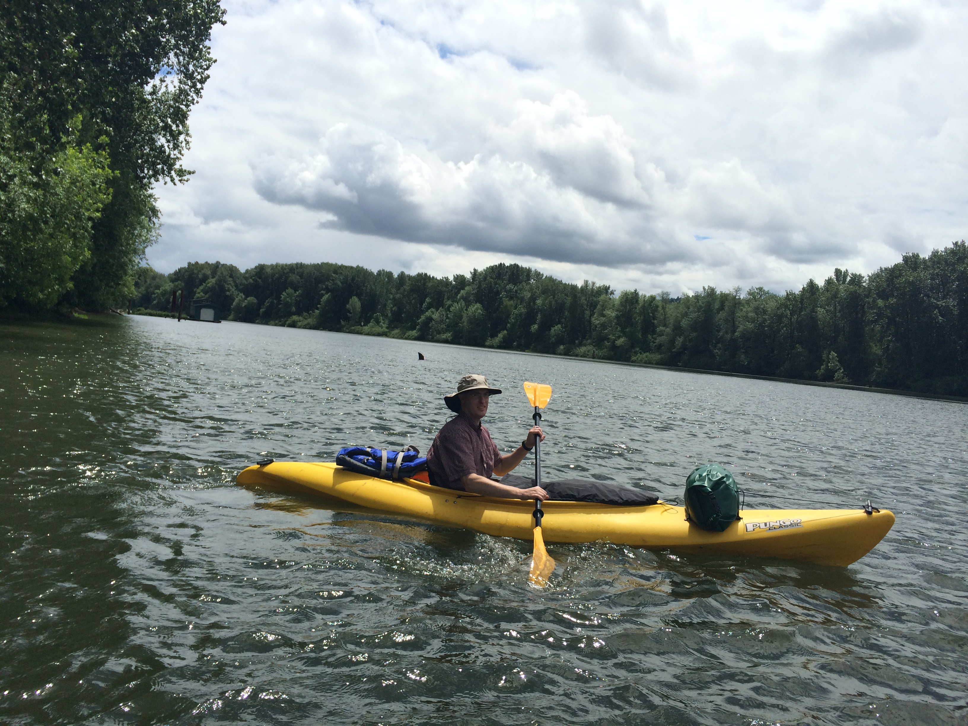Kayaking the Multnomah channel