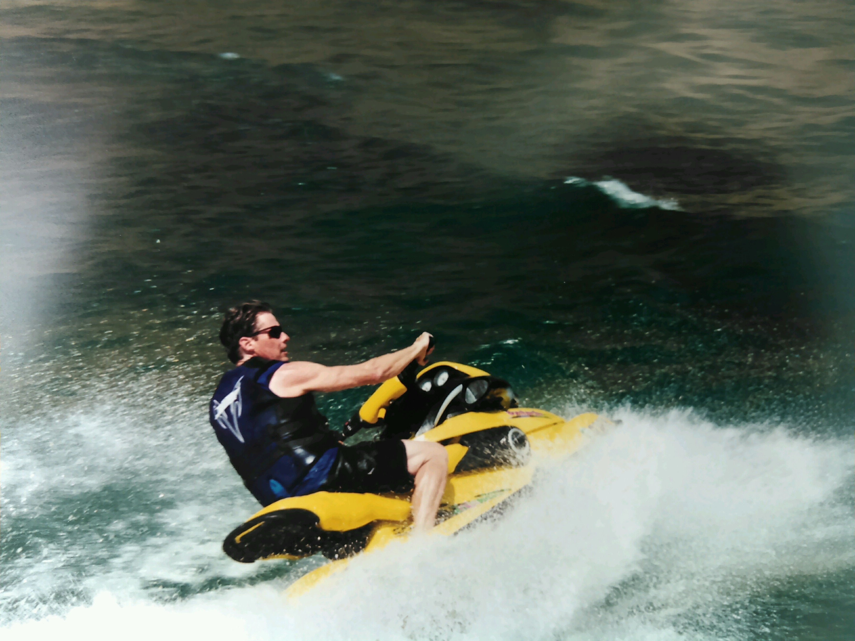 Jet Skiing.jpg