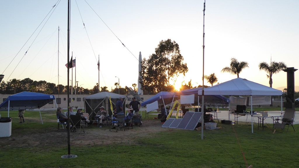 As the sun goes down the group gathers to talk and share the Saturday evening meal. A successful first day in the log book.