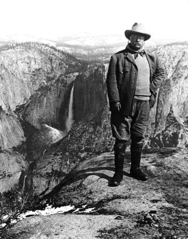 President Theodore Roosevelt at Glacier Point in Yosemite National Park, California, 1903. Five years later he assembled the state governors in a conservation conference in the East Room that resulted in the National Conservation Commission. <br /> https://www.whitehousehistory.org/photos/president-roosevelt-at-yosemite-national-park