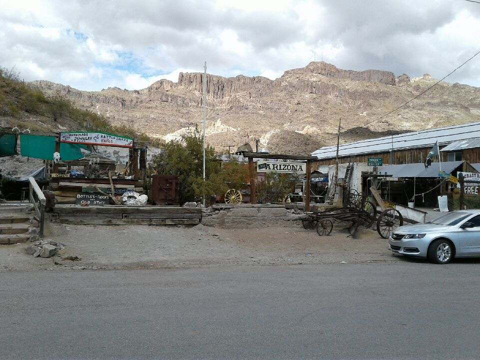 Oatman3.jpg